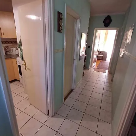 Tavas Barlang Apartman *