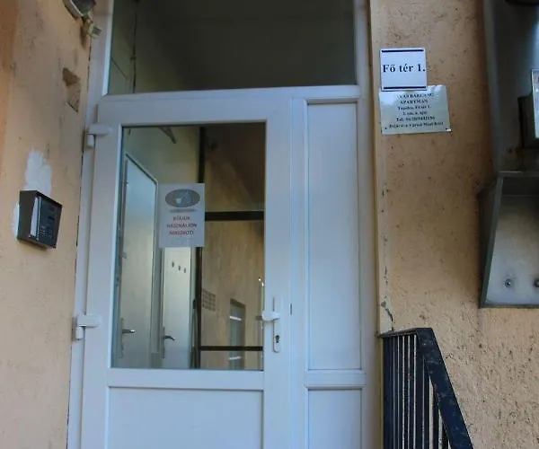 Tavas Barlang דירה