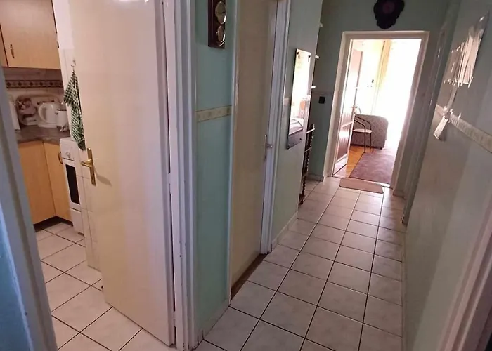 Tavas Barlang Apartamento *