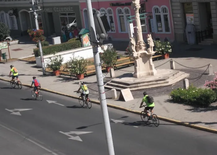 Tavas Barlang דירה *